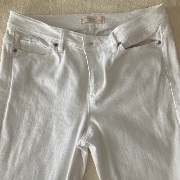 JJill Authentic fit slim leg jeans 8Tall white - Picture 7 of 8